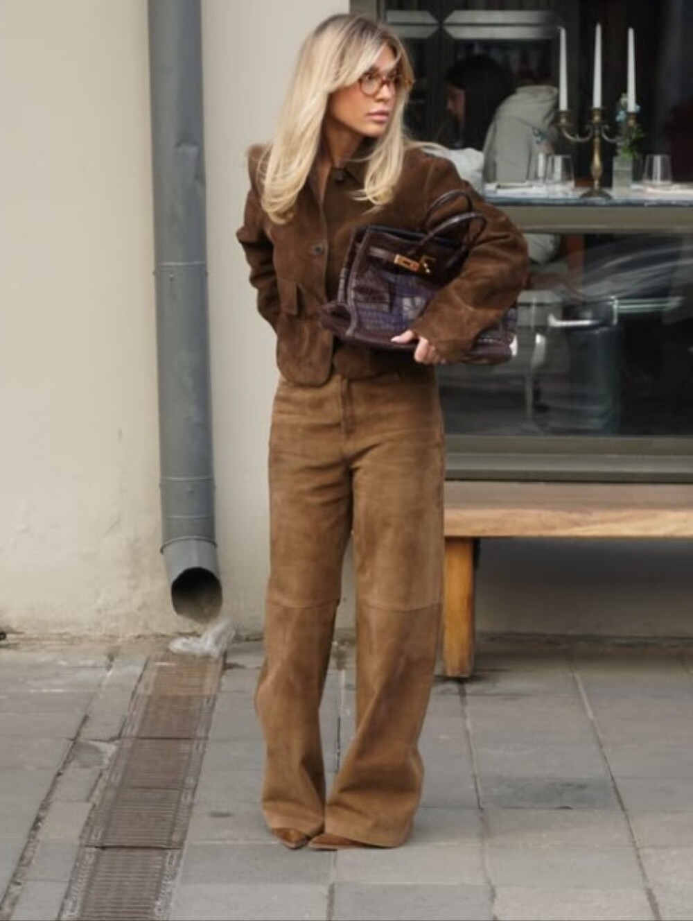 🫦ASH MYSTERY -NWT Suede FLARE pant